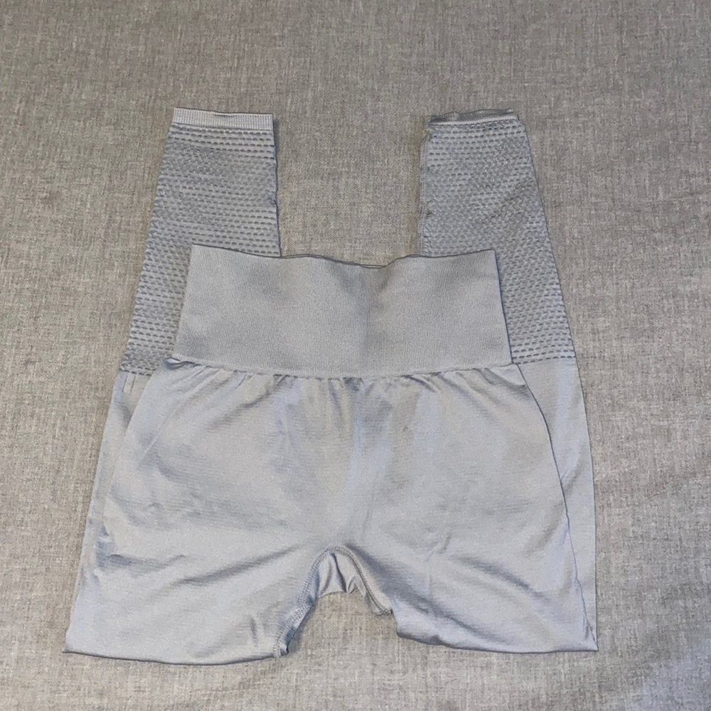 Fabletics workout leggings